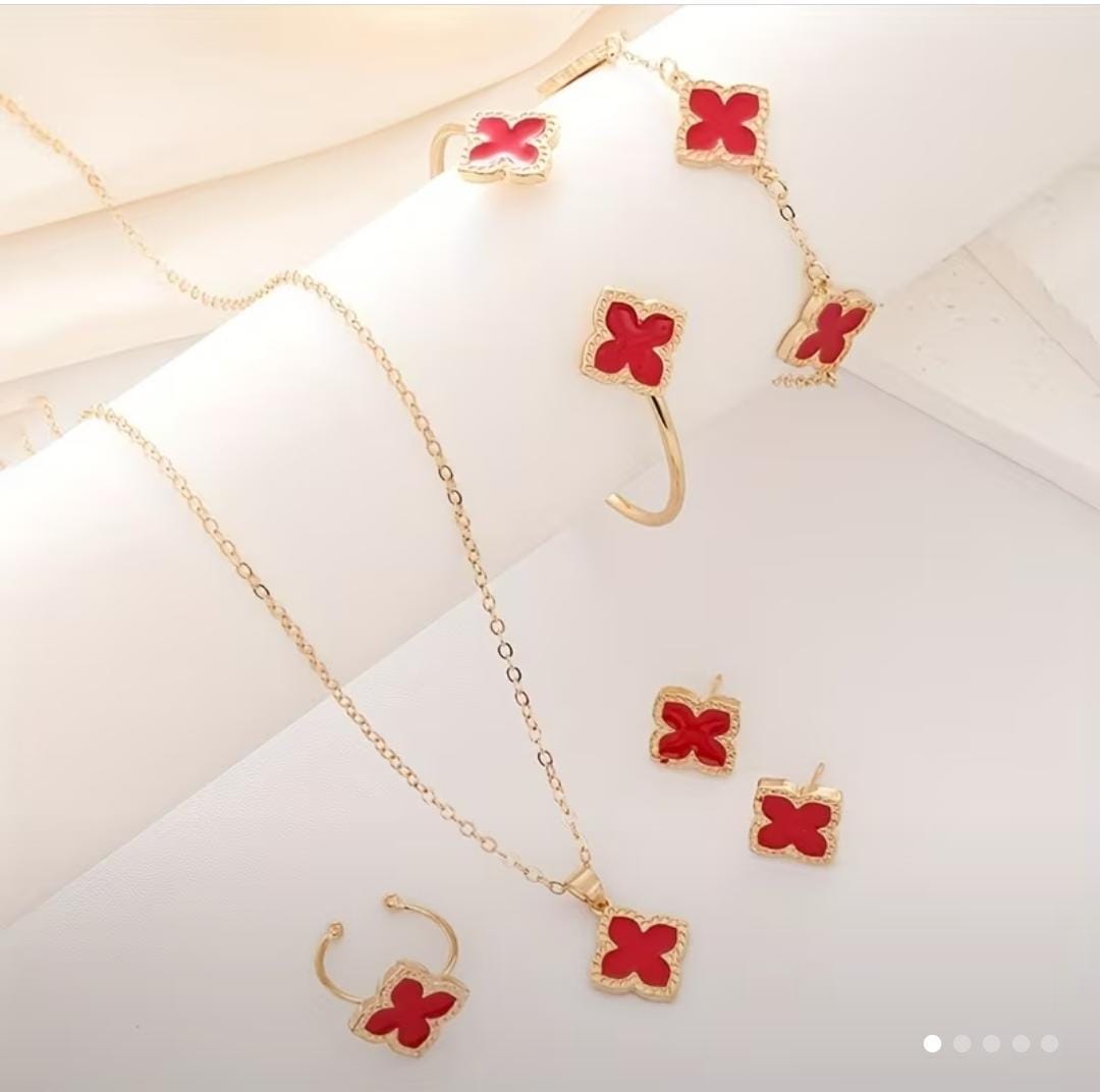 6pcs Clover Earrings Necklace Bracelet Bracelet Ring Jewelry Set