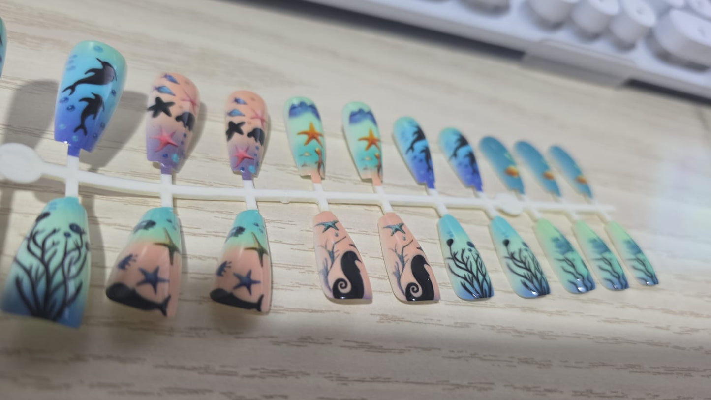 24 Piece Press on Nail Set