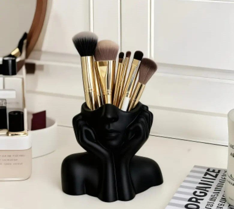 Cute Face-Shaped Makeup Brush Holder