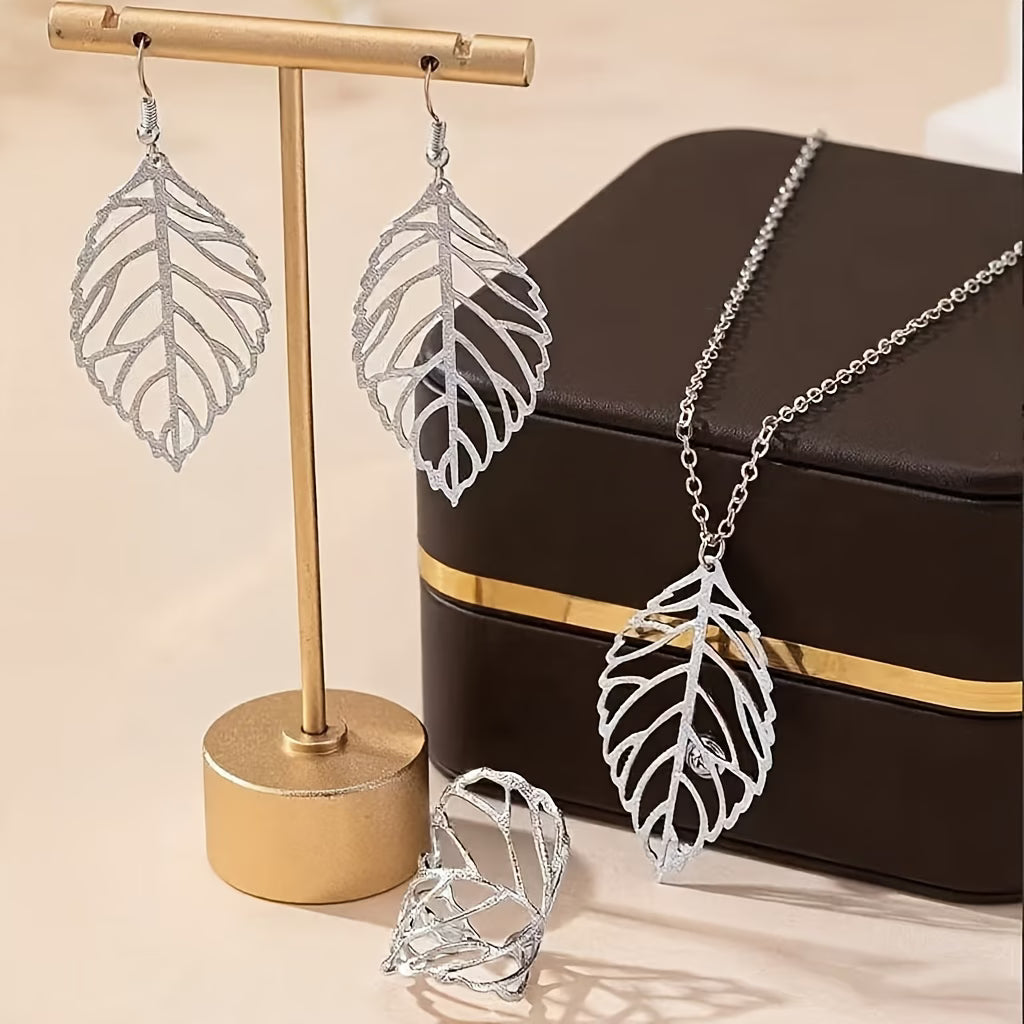 Leaf Necklace Set